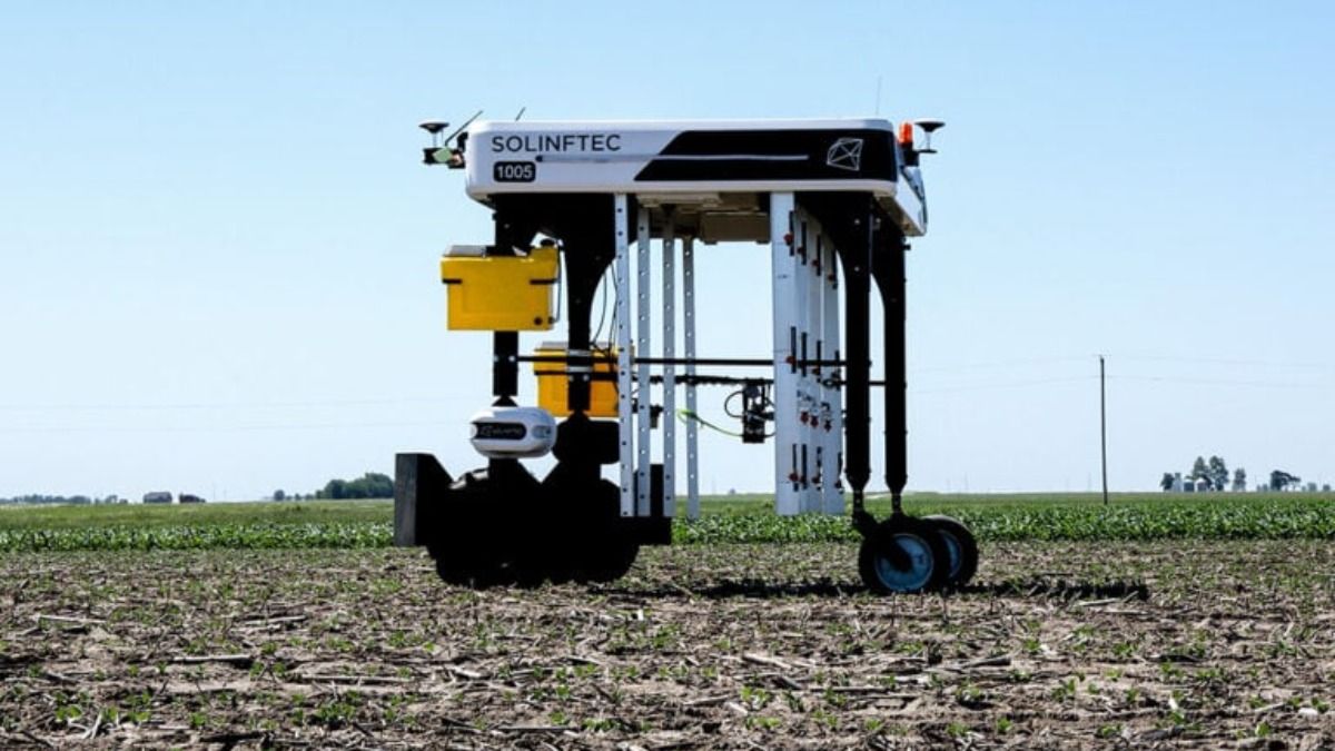 Solinftec презентовал новый робот-опрыскиватель для борьбы с сорняками – Парагро