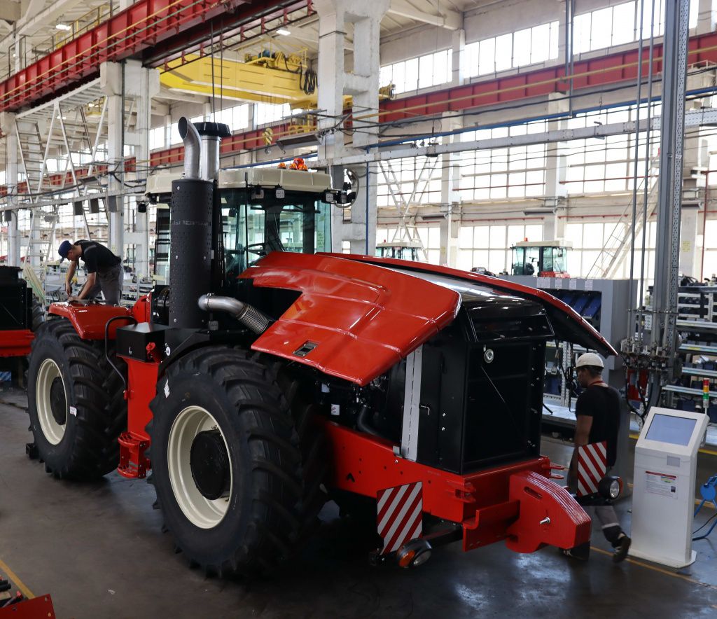 Популярный российский трактор изготовили пять тысяч раз – Парагро