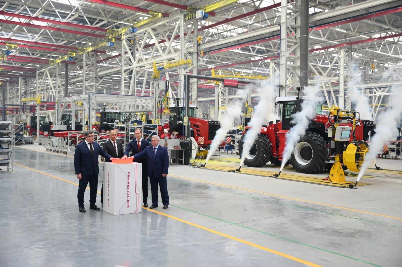 Впервые за последние полвека в России построили завод полного цикла по выпуску тракторов – Парагро